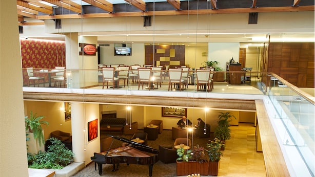 Interior entrance - Akros by Bluebay (Quito)