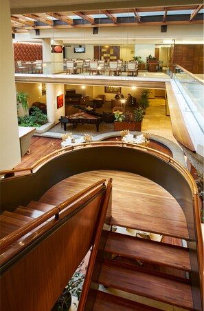 Interior entrance - Akros by Bluebay (Quito)