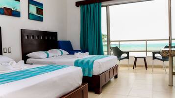 Studio Suite, 2 Double Beds | Beach/ocean view