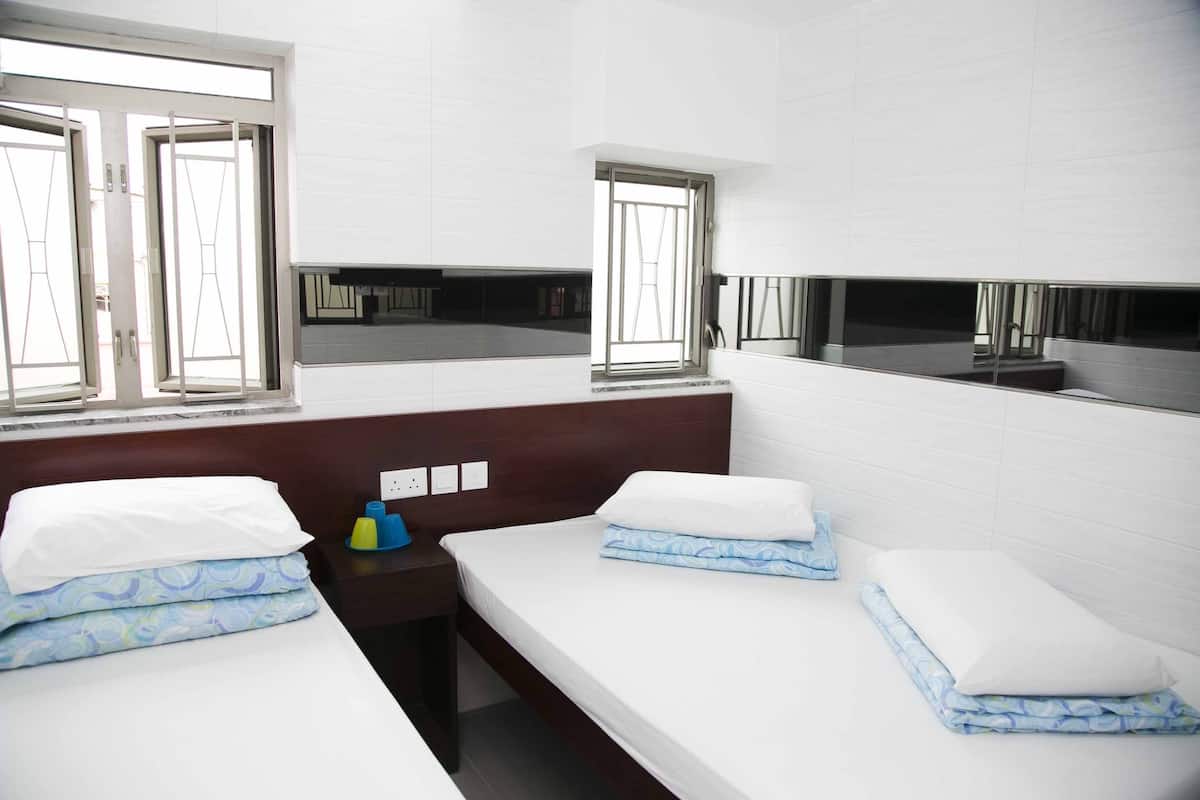 Eenvoudige driepersoonskamer (Private Bathroom) | Gratis wifi