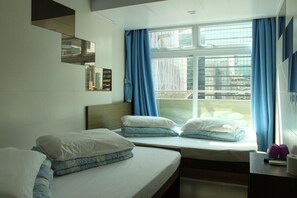 Habitació familiar (Private Bathroom) | Wifi gratuïta 