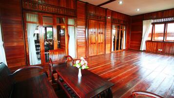 41-inch LED TV with cable channels, TV