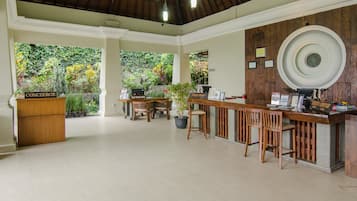 Pintu masuk interior