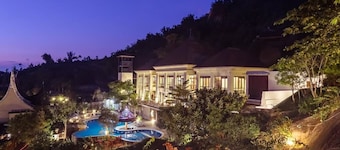 Jambuluwuk  Convention Hall & Resort Batu