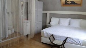 Unclassified image, 2 of 15, button - B&B La Villa Zarin (Brussels)