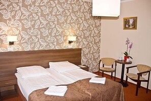 Chambre Supérieure Double ou avec lits jumeaux
