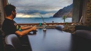 Unclassified image, 5 of 61, button - Hotel Vila Bela (Machico)