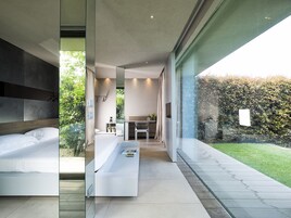 Doppia Superior, non fumatori, vista giardino | Minibar, una cassaforte in camera, una scrivania, ferro/asse da stiro