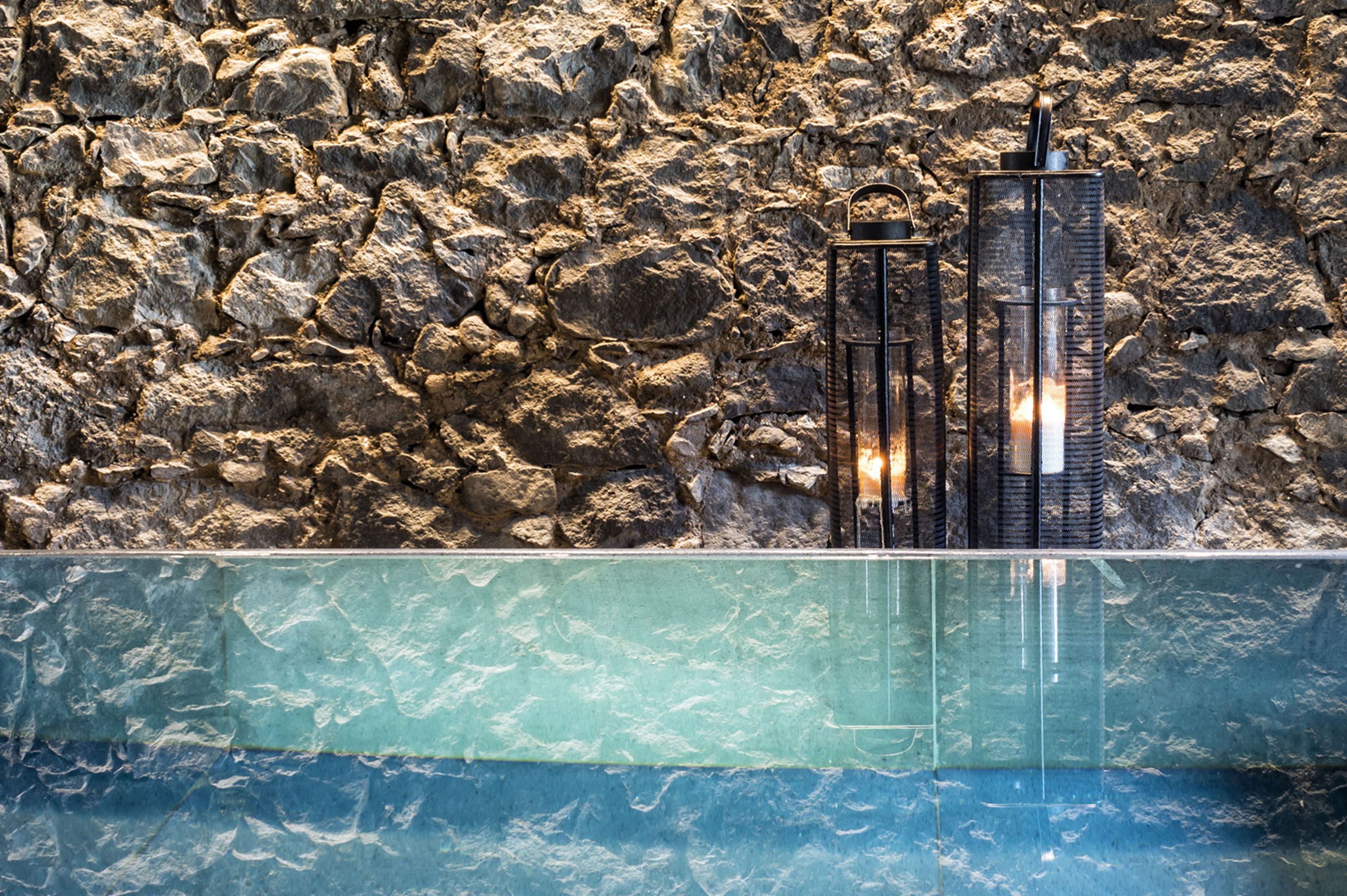 Couples treatment rooms, sauna, hot tub, steam room, Turkish bath