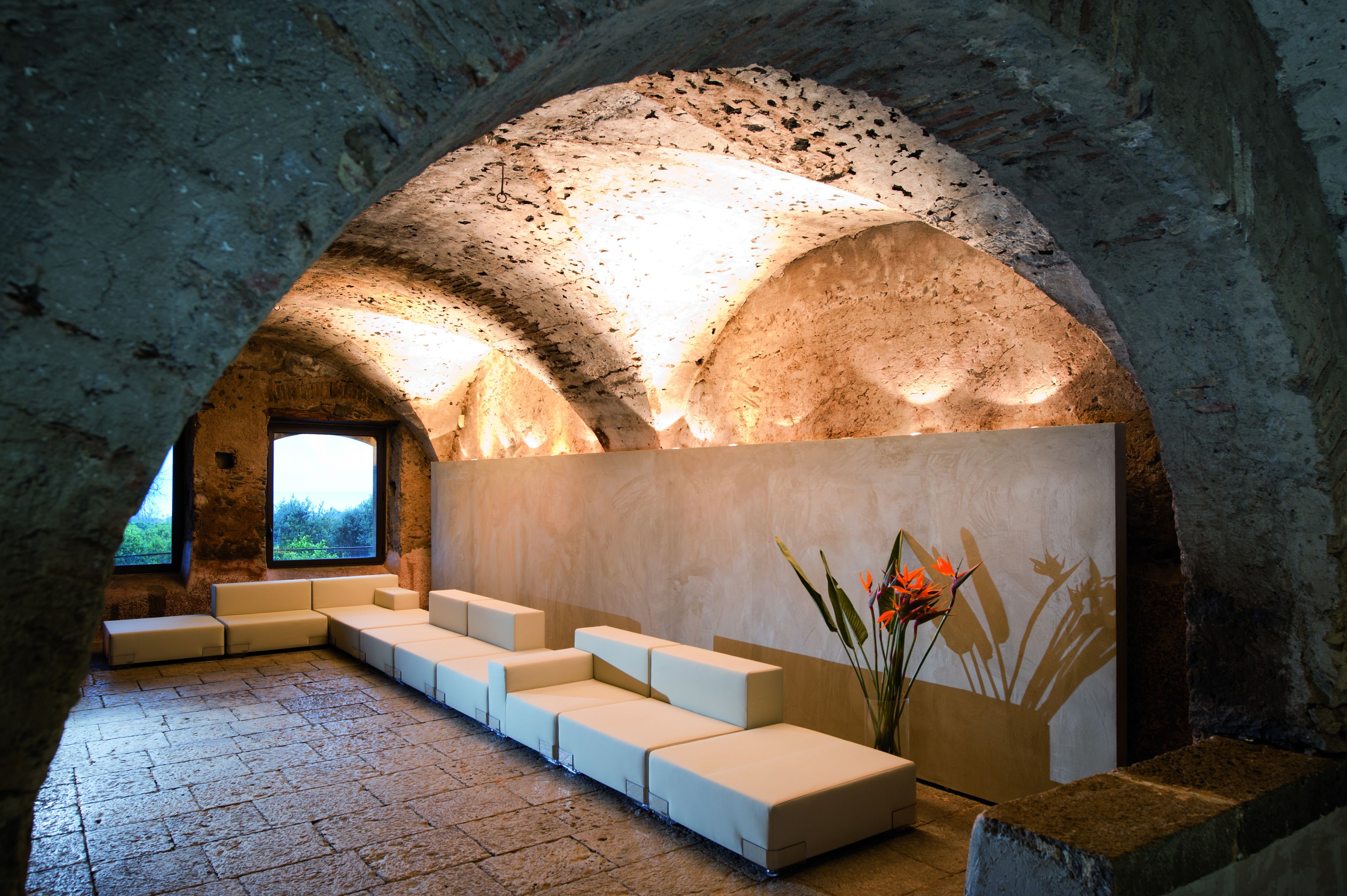 2 bars/lounges, poolside bar