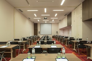 Fasilitas rapat