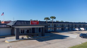 Building design - Red Roof Inn Slidell  (Slidell)