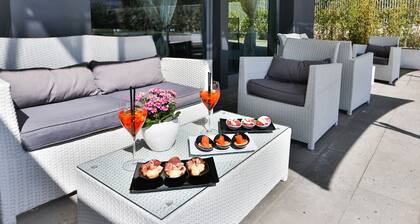 One Hotel & Restaurant