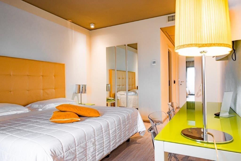 Deluxe Double or Twin Room | Down comforters, minibar, in-room safe, desk