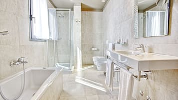 Chambre Supérieure | Salle de bain