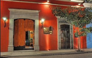 Fachada da propriedade