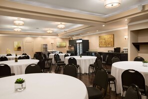 Meeting facility - Ramada by Wyndham Emerald Park/Regina East (Emerald Park)