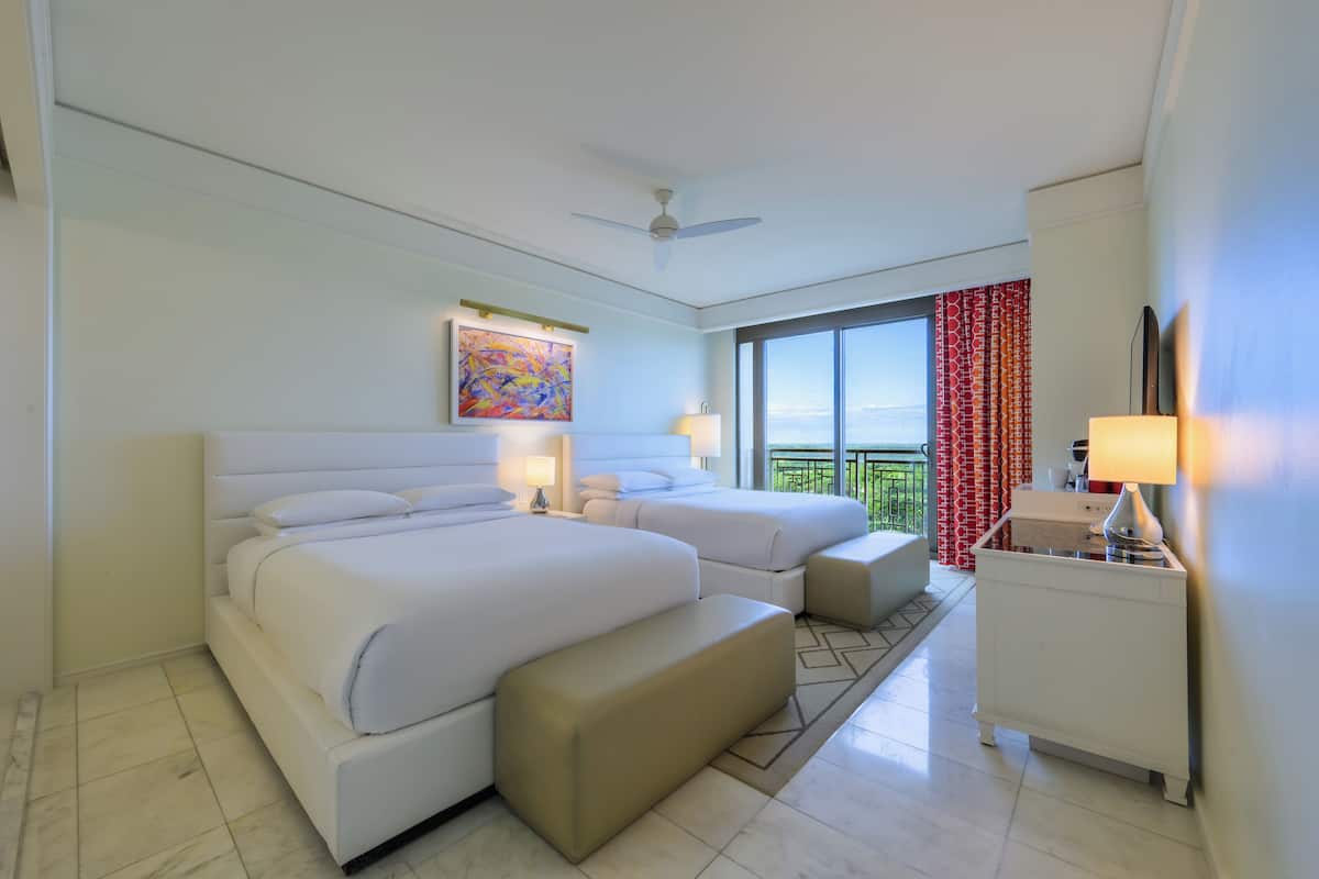 1 habitación, ropa de cama hipoalergénica y minibar