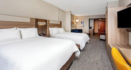 Holiday Inn Express & Suites Lantana by IHG