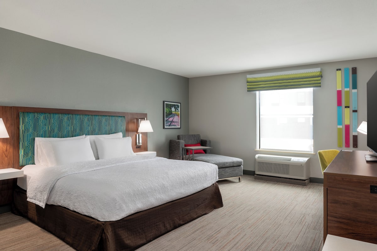 Room, 1 King Bed, Accessible (Roll In Shower) | In-room safe, blackout drapes, free WiFi, bed sheets