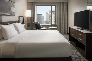 Down duvets, in-room safe, desk, laptop workspace - Residence Inn Los Angeles L.A. LIVE (Los Angeles)