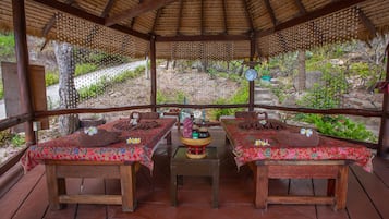 Massaggi thailandesi, massaggi sulla spiaggia, massaggi