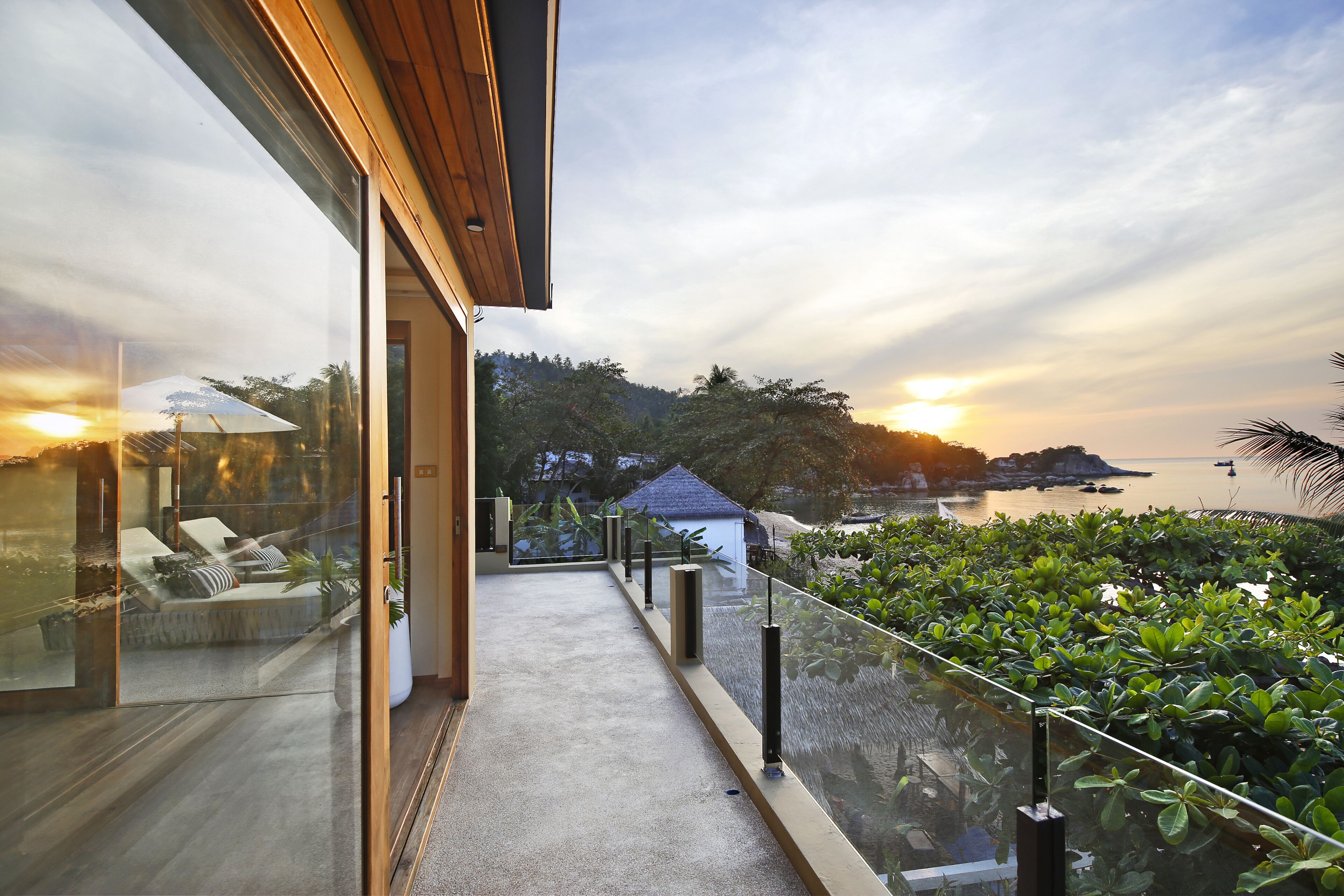 Suite junior, 1 cama King size, vista al mar | Terraza o patio