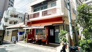 住宿正面