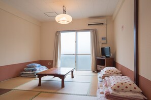 Traditional Room, Non Smoking (Japanese Style) | Free WiFi - Andon Matsuokan (Naha)