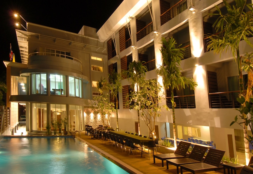 Baan Suwantawe, Phuket: Hotel Reviews, Rooms & Prices | Hotels.com Baan Suwantawe, Phuket: Hotel Reviews, Rooms & Prices | Hotels.com