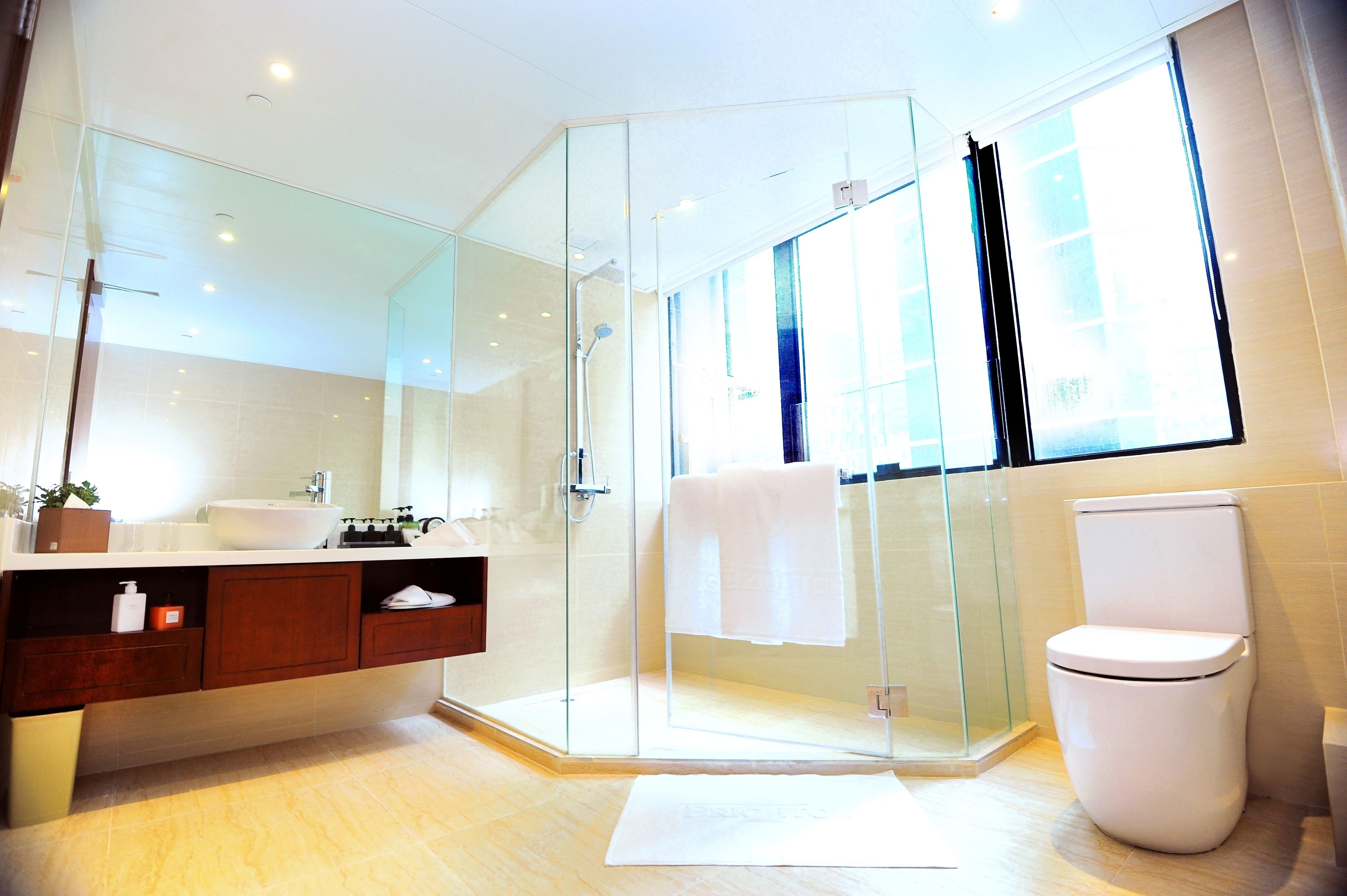 Photo - Brighton Hotel Hong Kong