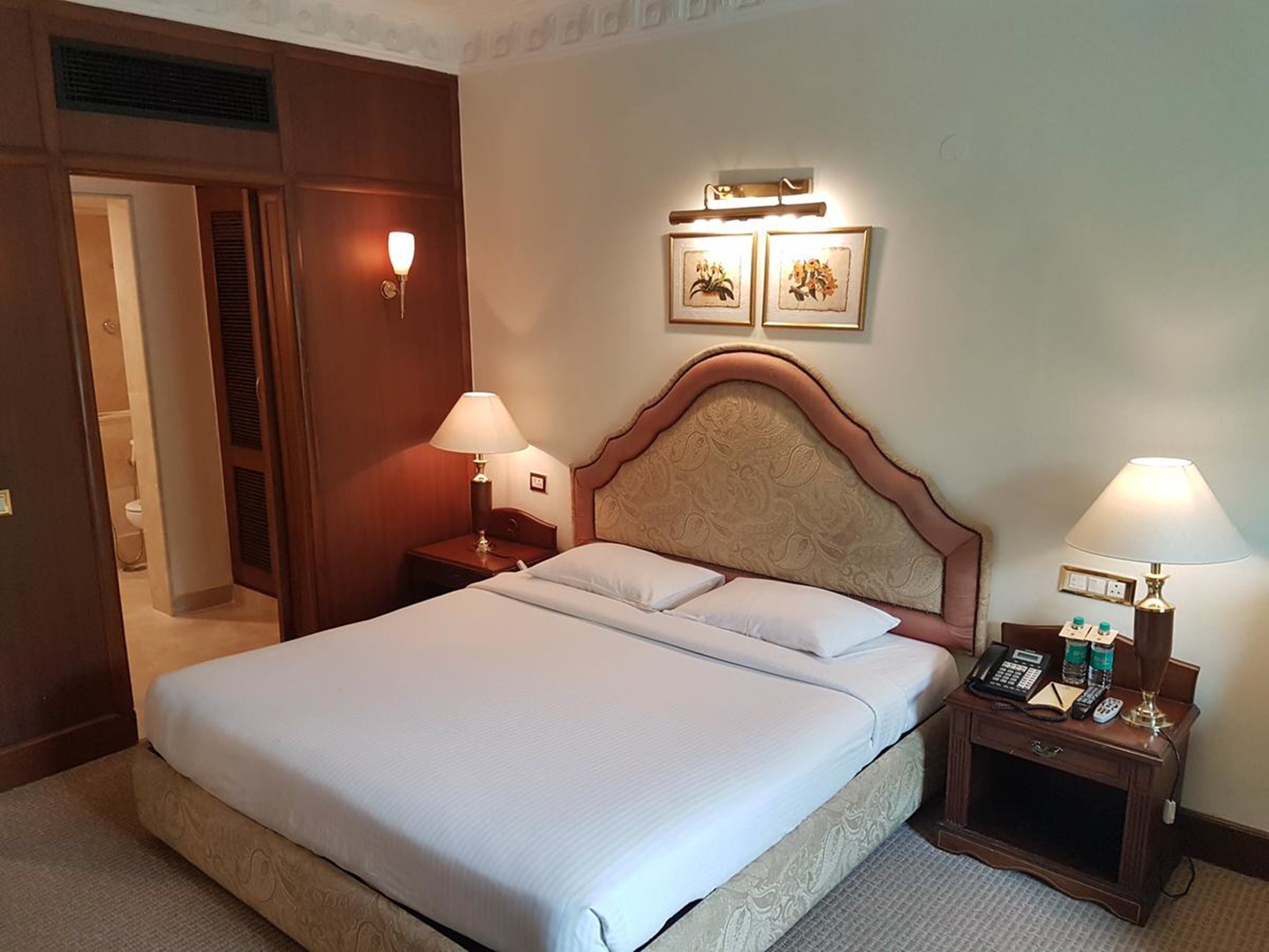 minibar, in-room safe, desk, soundproofing