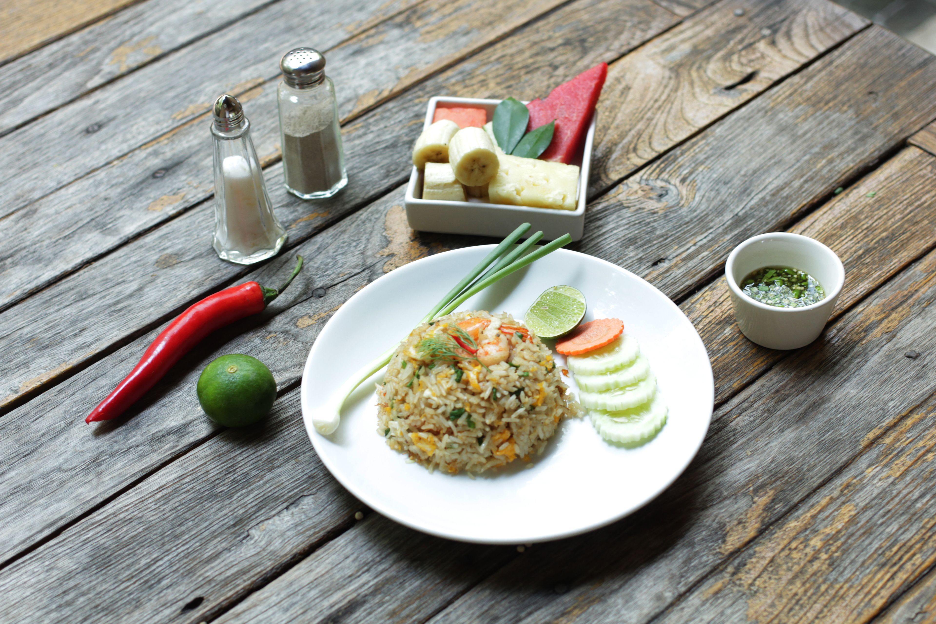 free daily cooked-to-order breakfast