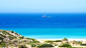Unclassified image, 2 of 21, button - Ville du Soleil (Sitia)