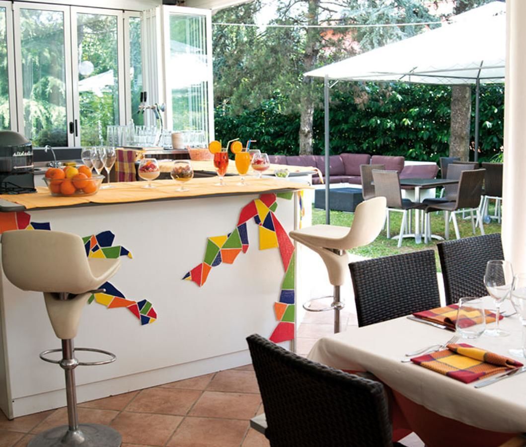 lunch and dinner served, local cuisine