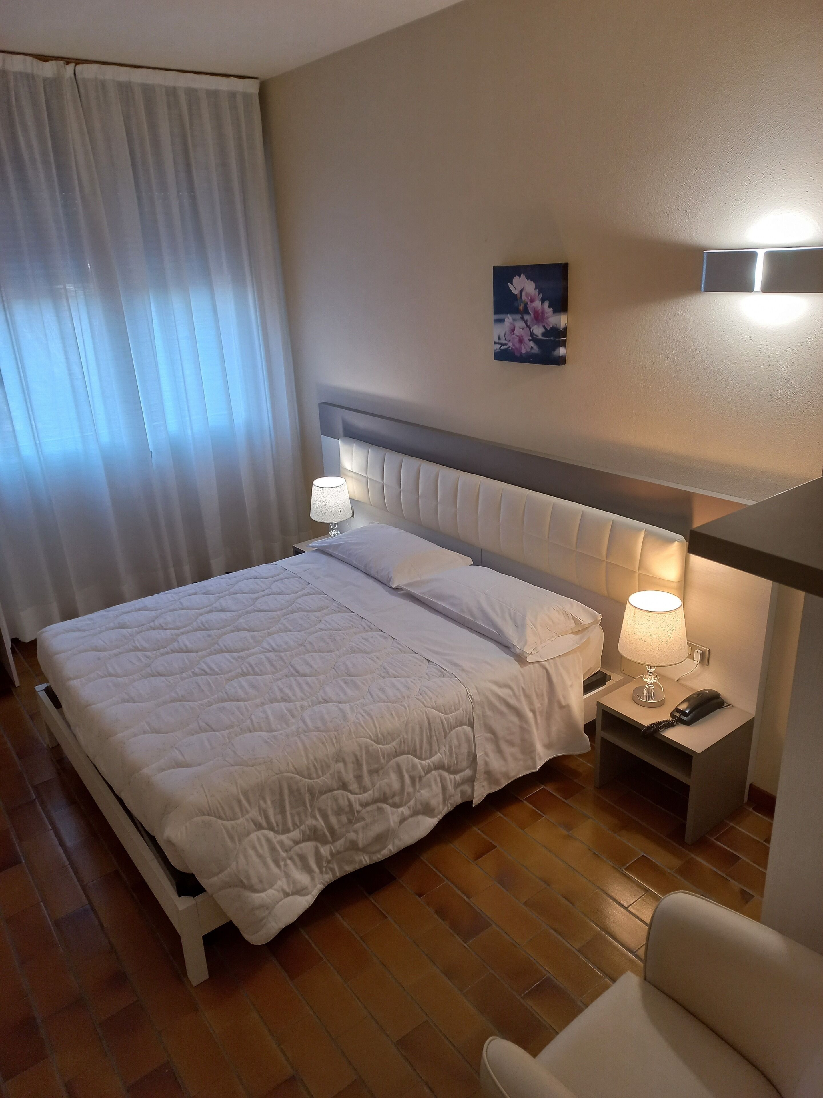 double room | in-room safe, free wifi, bed sheets