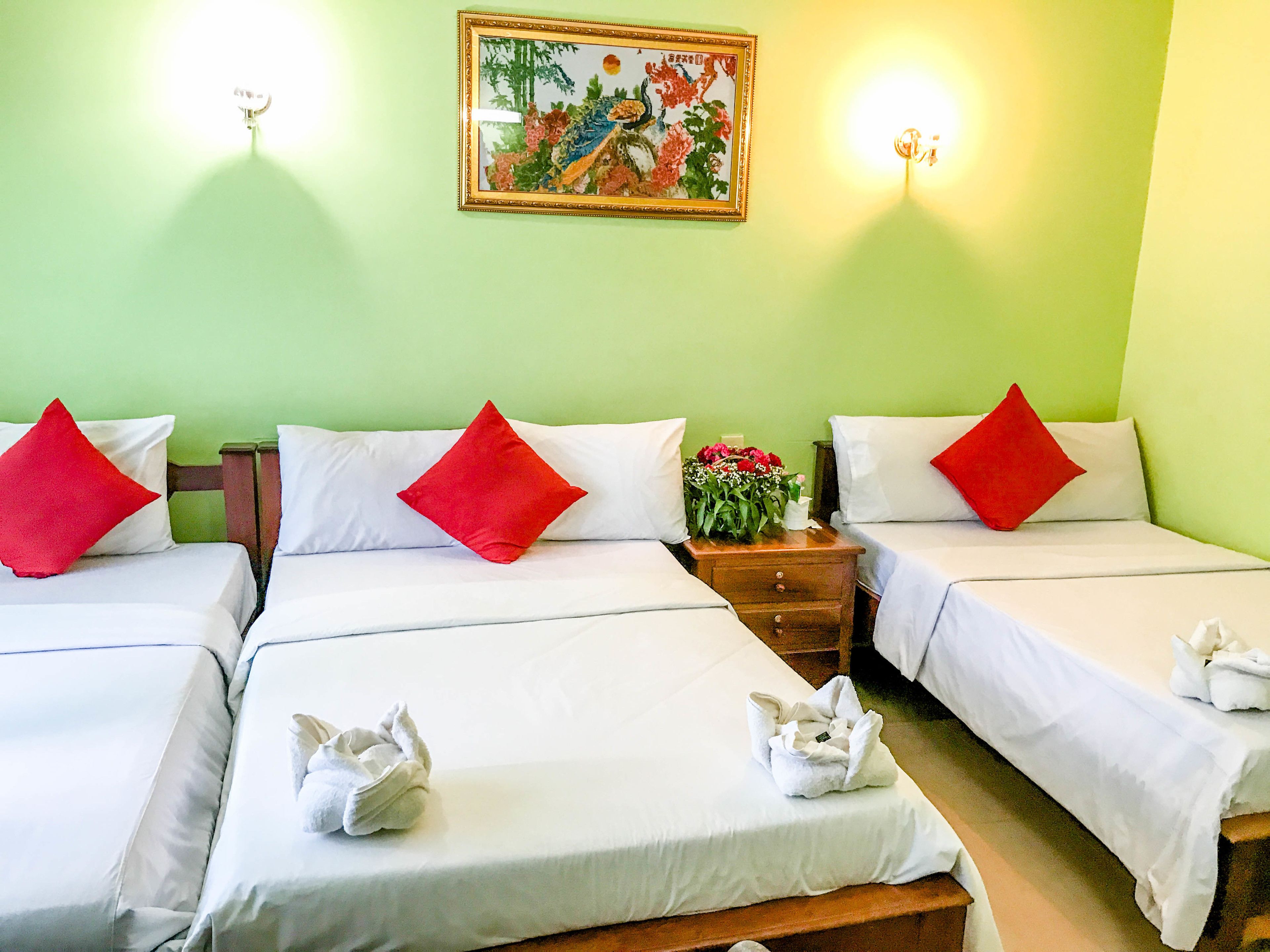 superior triple room, 3 single beds, balcony, city view | 1 bedroom, minibar, desk, free wifi