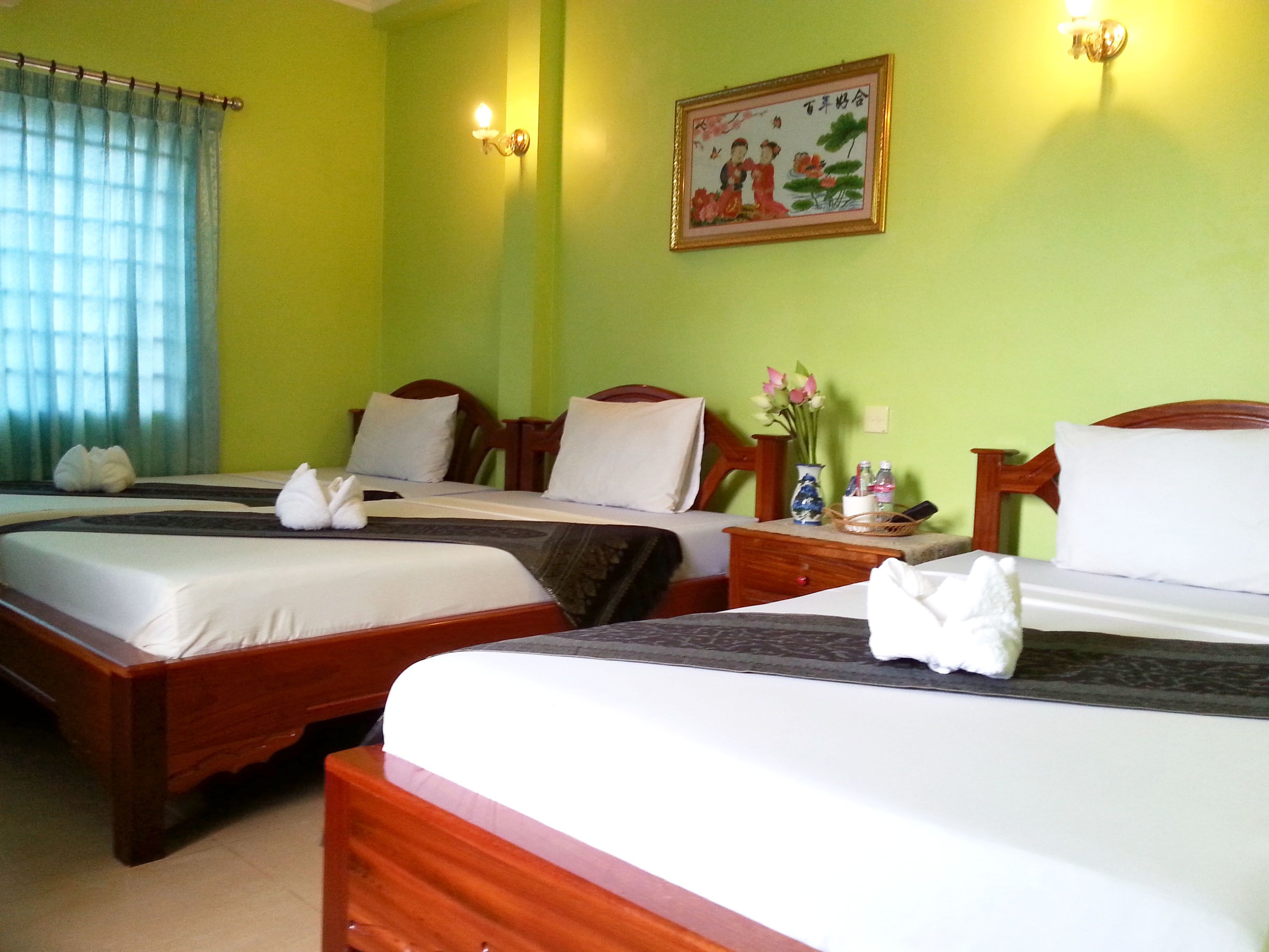 superior triple room, 3 single beds, balcony, city view | 1 bedroom, minibar, desk, free wifi