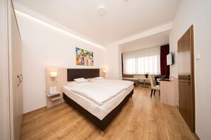 Habitación doble Confort | Ropa de cama de alta calidad y camas con pillow-top