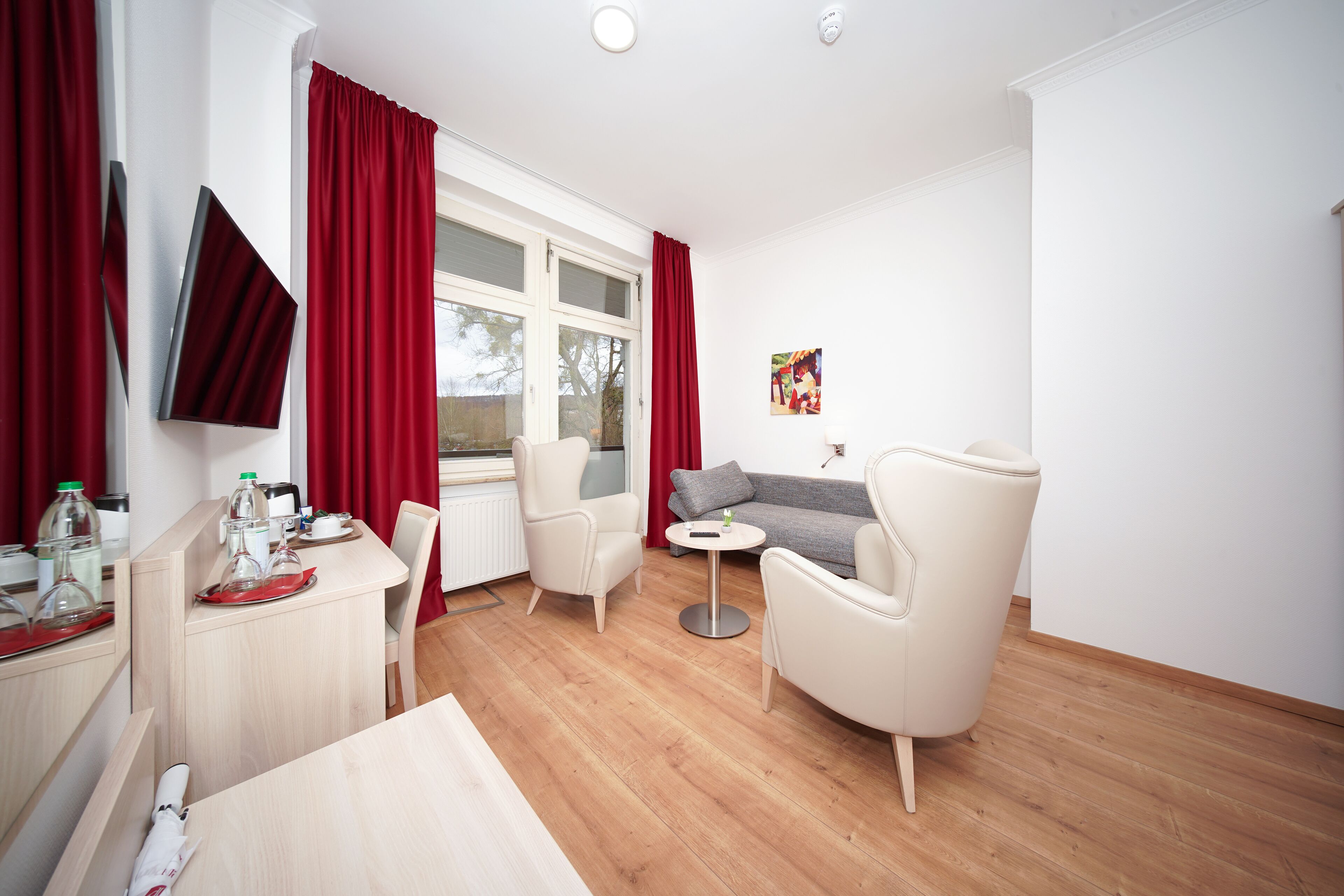 suite | premium bedding, pillow-top beds, in-room safe, individually decorated