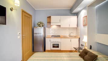 In-room safe, individually decorated, desk, iron/ironing board