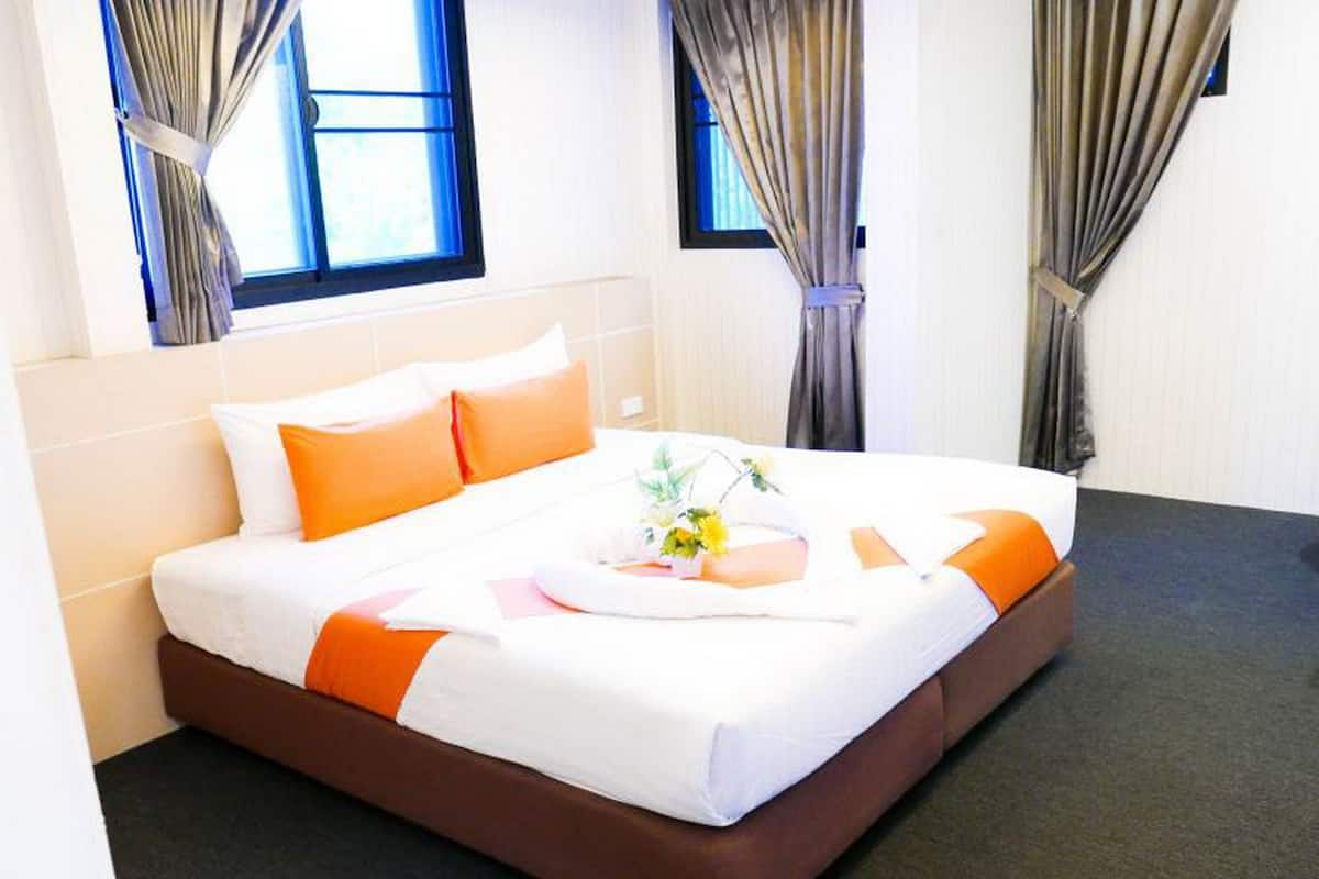 Deluxe Room | In-room safe, free WiFi