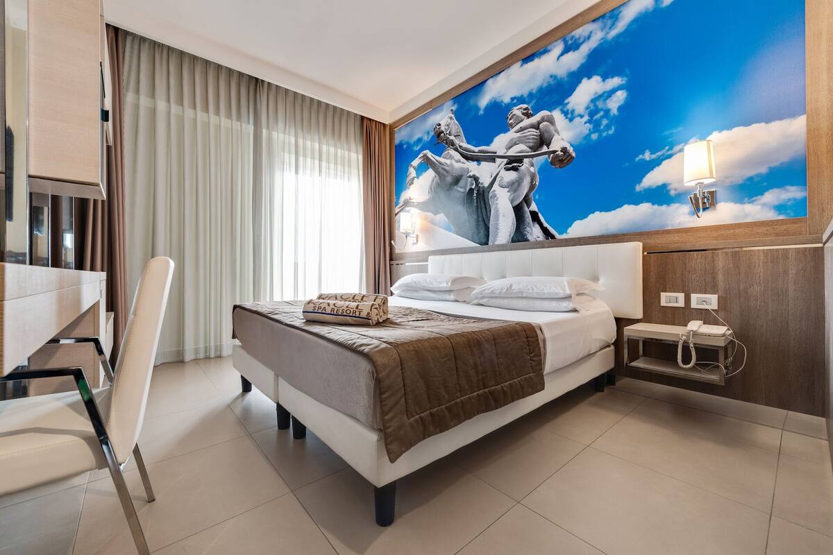 Panoramic Room | Premium bedding, minibar, in-room safe, desk
