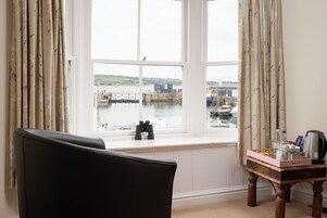 Superior Double Room, Ensuite, Harbour View