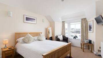 Quarto casal superior, suíte, vista para o porto