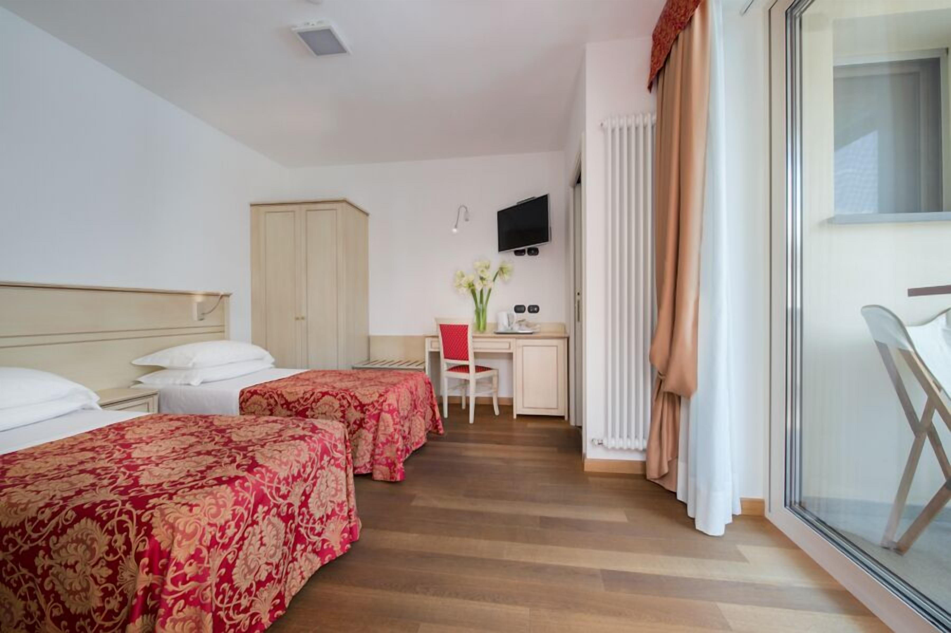 superior double room | 1 bedroom, egyptian cotton sheets, premium bedding, down duvets