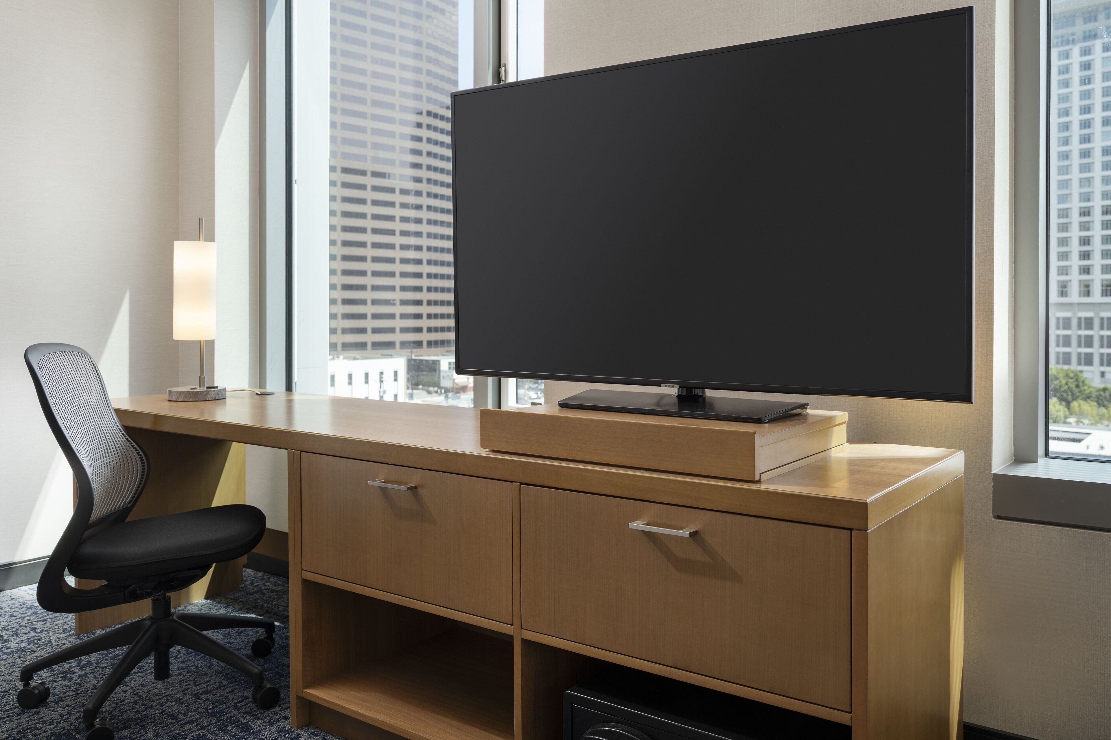 1 bedroom, premium bedding, in-room safe, desk