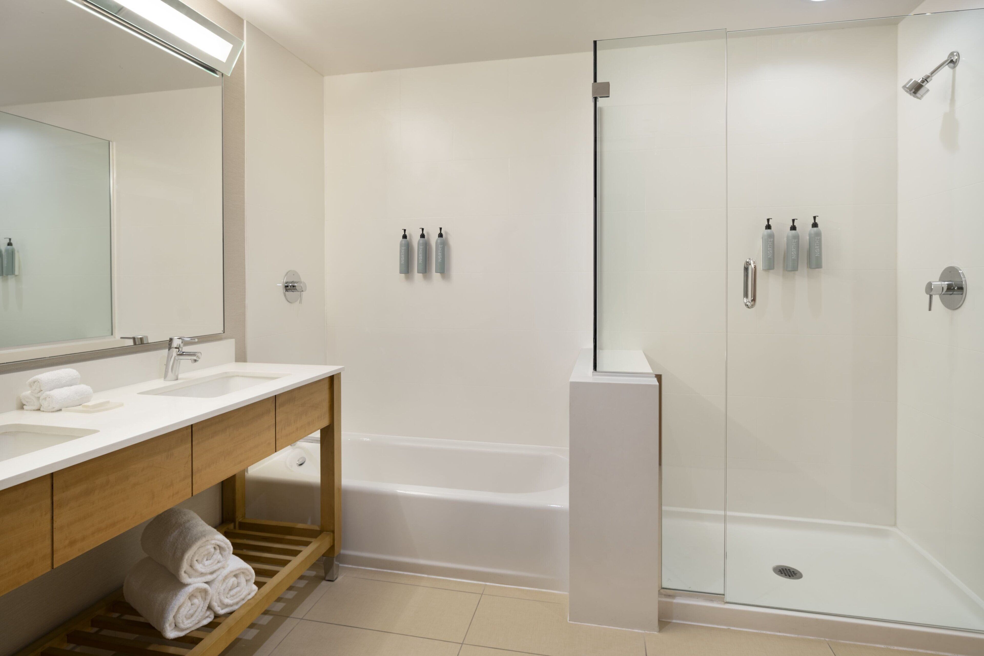 Photo - Courtyard by Marriott Los Angeles L.A. LIVE