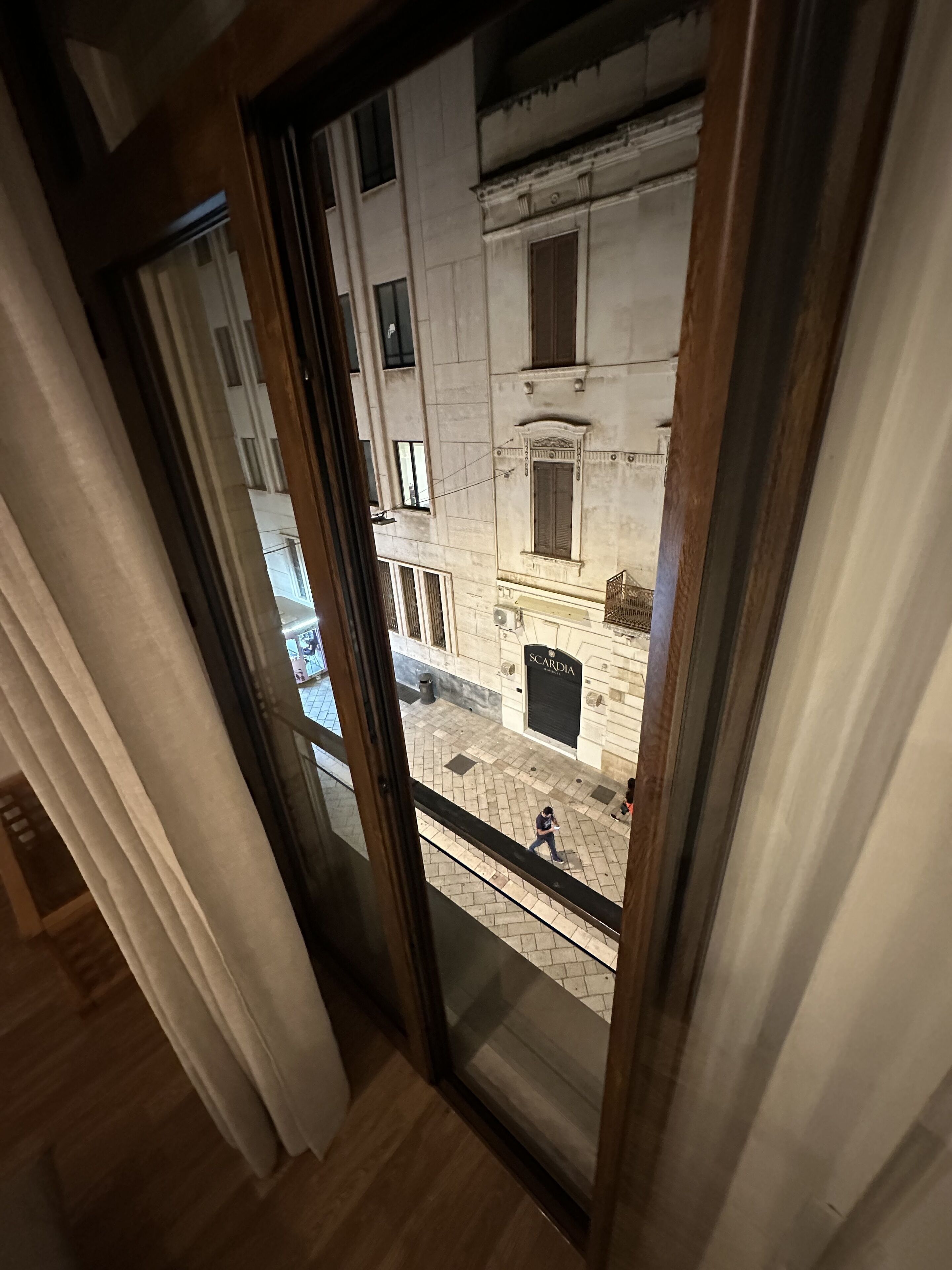 Literie de qualité supérieure, minibar, décoration personnalisée