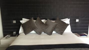 Suite | Ropa de cama de alta calidad y minibar